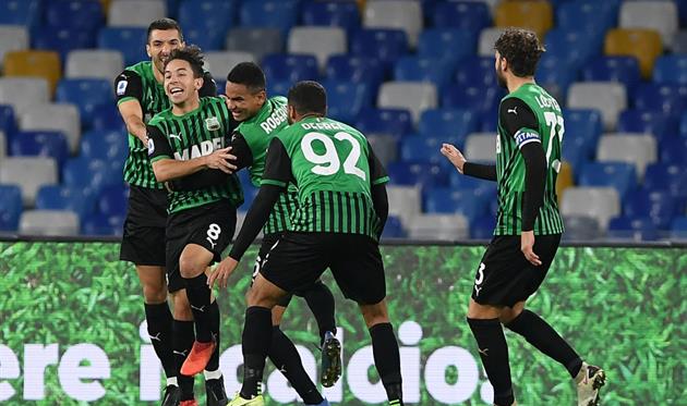 Наполи — Сассуоло 0:2 Видео голов и обзор матча