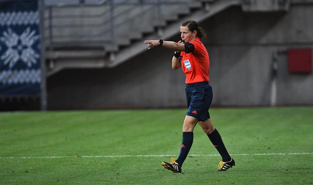 ЕКАТЕРИНА МОНЗУЛЬ, ФК ЗАРЯ ЛУГАНСК