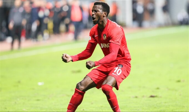 Группа I. Кайоде помог Сивасспору обыграть Карабах, Вильярреал разгромил Маккаби