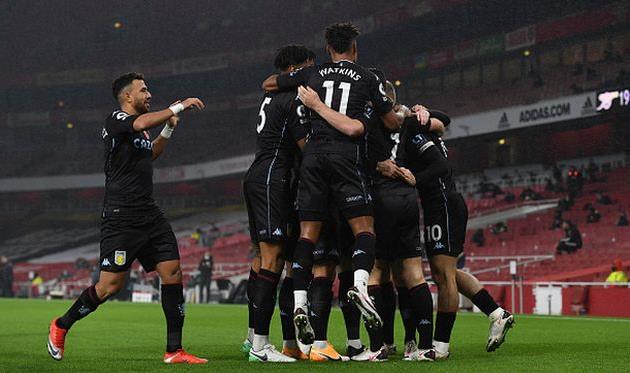 радость игроков астон виллы, getty images