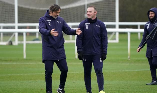 Филлип Коку и Уэйн Руни, фк Дерби Каунти