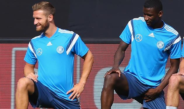 Шкодран Мустафи и Антонио Рюдигер, Getty Images