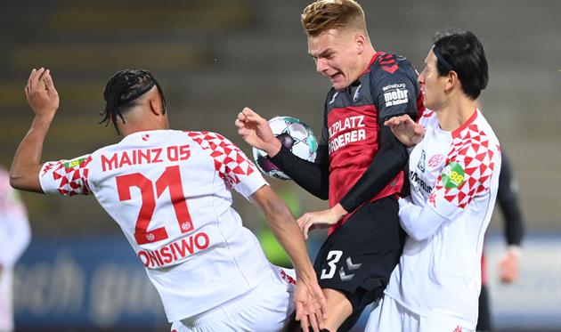 Майнц на выезде обыграл Фрайбург