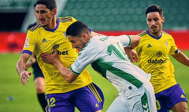 Эльче - Кадис, ФК Эльче