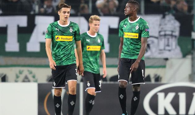 Флориан Нойхаус и Денис Закария, Getty Images