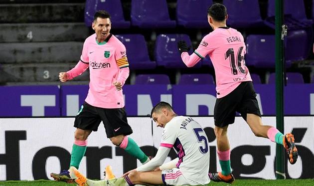 Лионель Месси празднует 644-й забитый мяч за Барселону, Getty Images