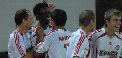 Поздрваления для Диаби, фото fc-kt.com