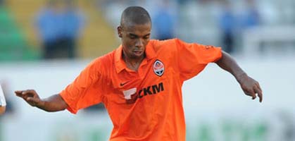 А Фернандиньо удалили... Фото shakhtar.com