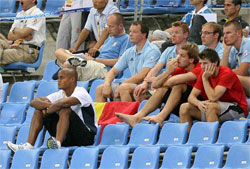 Компани на трибуне