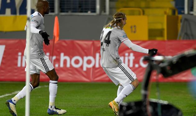 Неудержимый Домагой Вида, фото ФК Бешикташ