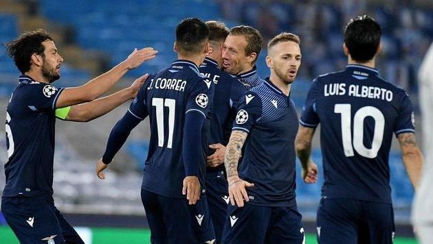 Празднование забитого мяча игроками Лацио, Getty Images