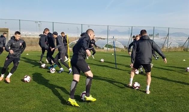 Футболисты Зари, ФК Заря