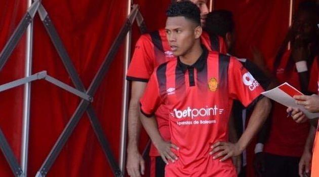 Брайан Рейна, tvmax-9.com