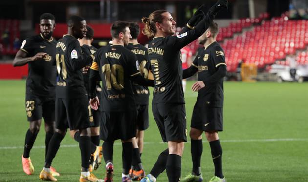 Игроки Барселоны, getty images