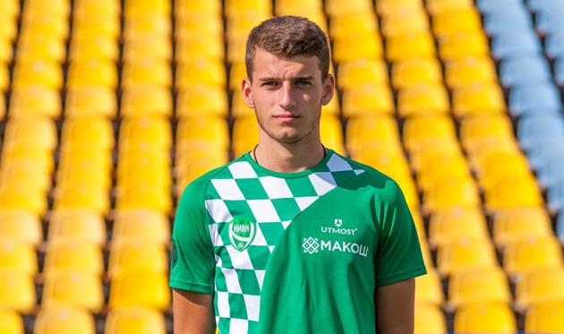 Евгений Костюк, ФК Нива В