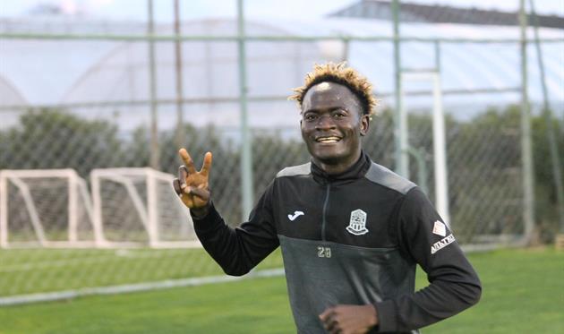 Тадеус Нкенг, фото ФК Олимпик