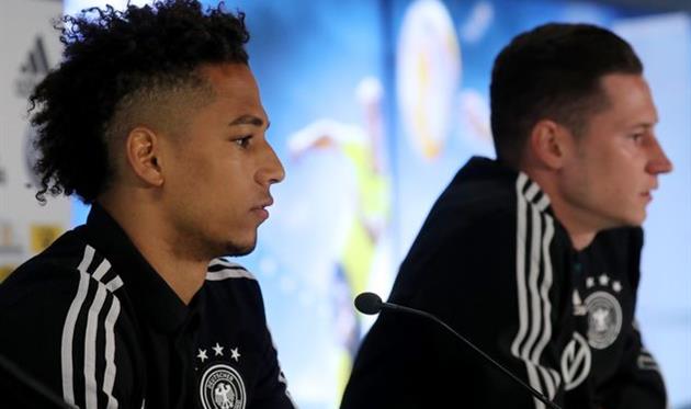 Тило Керер (на переднем плане) и Юлиан Дракслер, Getty Images