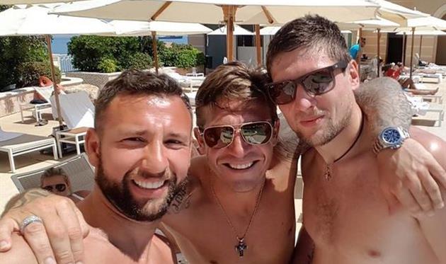 Андрей Воронин (по центру) и Евгений Селезнев (справа) в компании Развана Раца, фото instagram