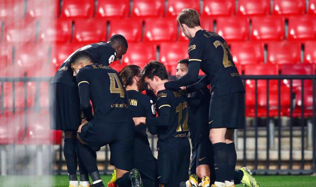 Игроки Барселоны, фото getty images