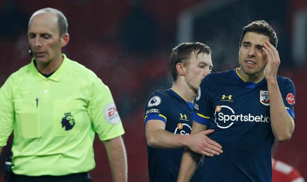 Удаление Яна Беднарека в матче против МЮ, Sky Sports