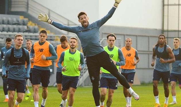 Денис Бойко, Instagram