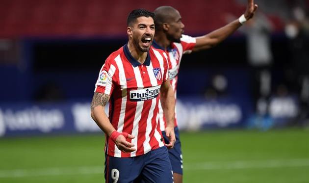 Луис Суарес празднует гол в ворота Сельты, Getty Images