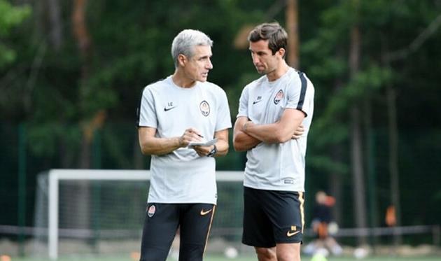 Луиш Каштру и Дарио Срна, Футбол 24