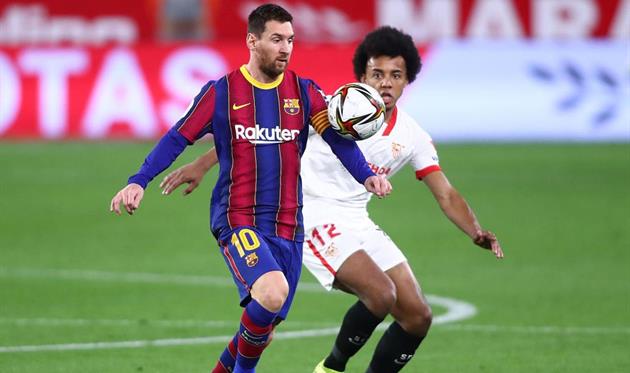 Лионель Месси и Жюль Кунде, Getty Images