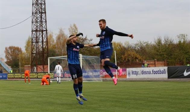 Денис Безбородько (справа), UA-Футбол