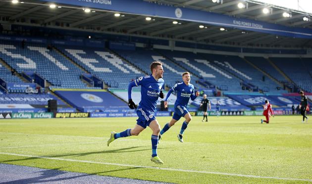 твиттер Лестера