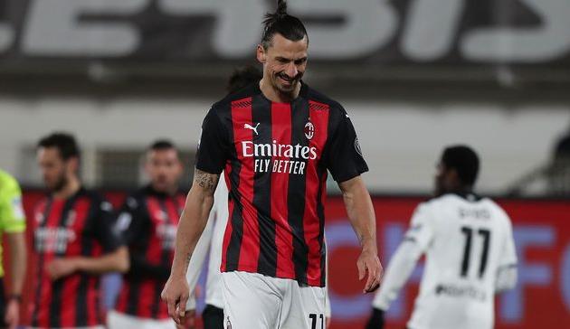 Златан Ибрагимович в матче против Специи, Getty Images