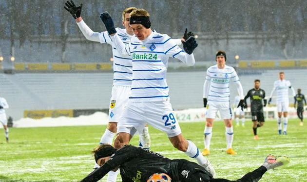 Виталий Буяльский в матче против донецкого Олимпика, фото ФК Динамо Киев