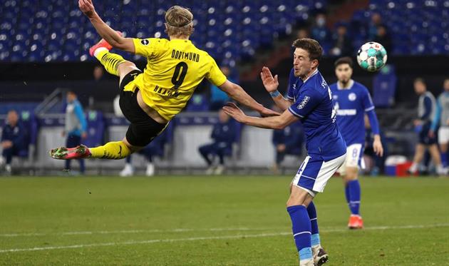 Эрлинг Холанд (слева), getty images