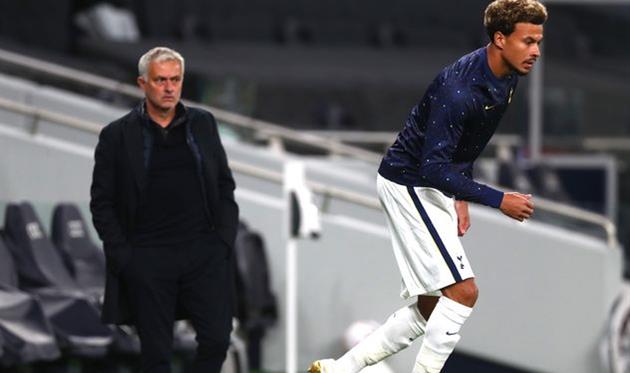 Жозе Моуриньо (слева) и Деле Алли, Getty Images