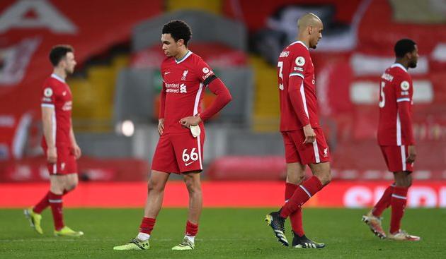 Футболисты Ливерпуля после игры против Челси, Getty Images
