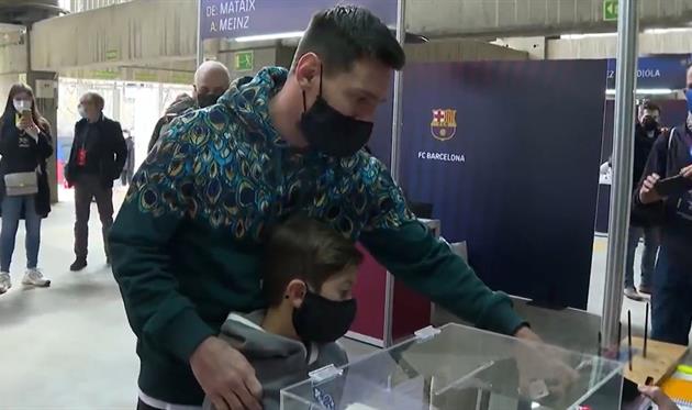 Лионель Месси, скриншот