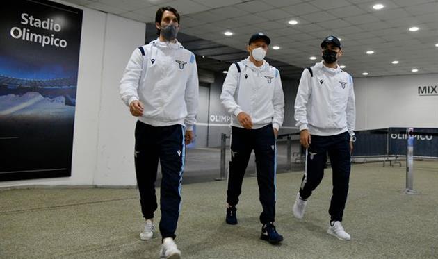 Игроки Лацио перед несостоявшимся матчем против Торино, Getty Images