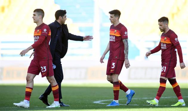 Паулу Фонсека и футболисты Ромы, Getty Images