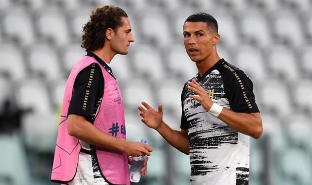 Адриен Рабио (слева) и Криштиану Роналду, getty images