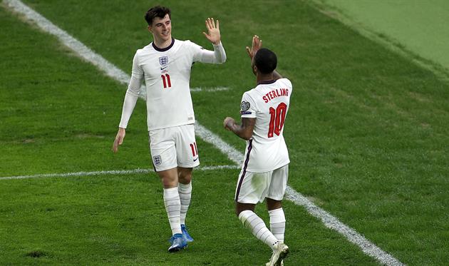 Мейсон Маунт и Рахим Стерлинг, twitter.com/England