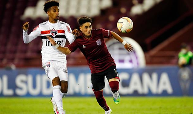 Че Че (слева), Getty Images