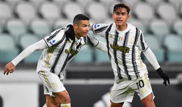 Криштиану Роналду (слева) и Пауло Дибала, getty images