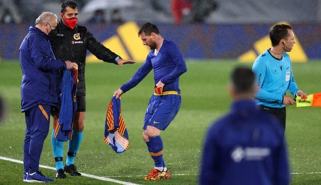 Лионель Месси в матче против Реала, Getty Images