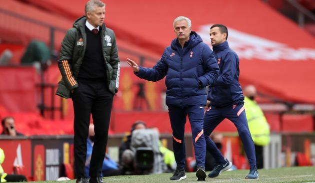 Оле-Гуннар Солскьяер и Жозе Моуриньо (справа), Getty Images