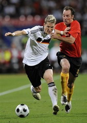 Ветеран Гоор Швайни не удержал, АР