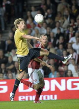 Торрес прыгал высоко, но так и не забил, АР