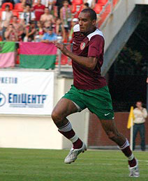 Батиста спас харьковчан, фото fckharkov.com.ua