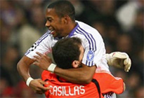 Касильяс и Робиньо