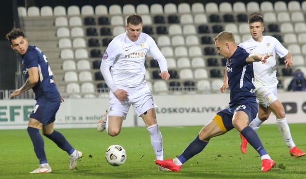 Владимир Лысенко (по центру), фото ФК Колос Ковалевка