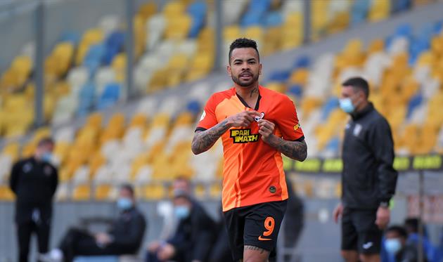 Дентиньо, ФК Шахтер